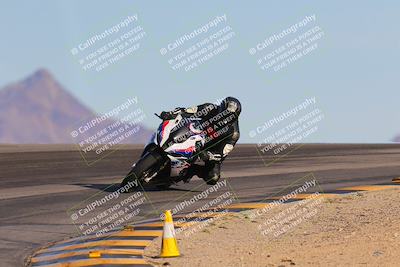 media/Dec-10-2023-SoCal Trackdays (Sun) [[0ce70f5433]]/Turn 12 (2pm)/